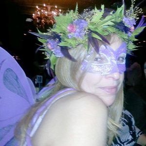 Meet your Posher, Faye